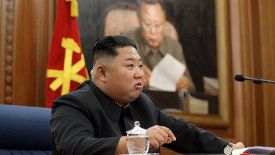 Руска медия пита: Кой стои зад слуховете за смъртта на Ким Чен Ун
