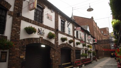 Затвор и солени глоби за туристи в Ирландия, нарушили карантината