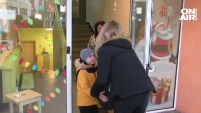 Бургас затяга мерките срещу грипа - засилен филтър на входа на детските градини