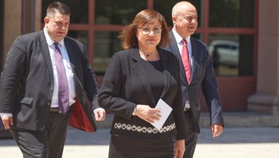 Нинова: Борисов лъже и иска пълно спиране на отношенията с "Газпром"
