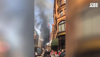 Жесток пожар обхвана луксозен хотел в центъра на Лондон