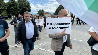 Кметове и жители на наводнени преди 2 години години села: Търпението ни се изчерпа