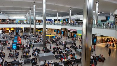 50-годишен задъжан на "Хийтроу" по подозрения в тероризъм