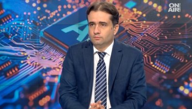 Държавата да стимулира бизнеса да внедрява изкуствения интелект