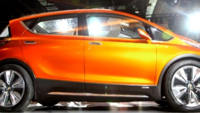 Автосалон Детройт 2015: Chevrolet Bolt