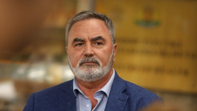 Доц. Кунчев каза кога да очакваме пика на грипа и дали имаме проблем с коклюша