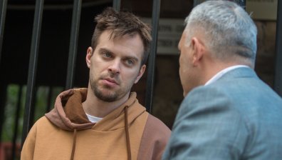 Братът на Лилана се върна доброволно в ареста, накрая се прибра у дома