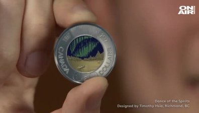 В Канада пуснаха първата в света светеща монета