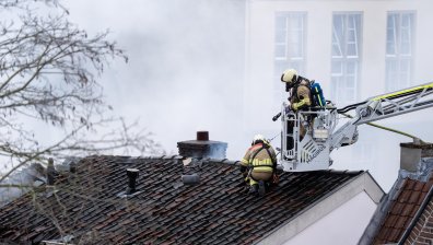 Евакуация след силна експлозия и голям пожар в Нидерландия