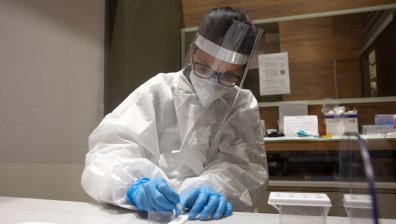 Зa 24 ч.: 772 души са новозаразените с коронавирус, 45 са починали