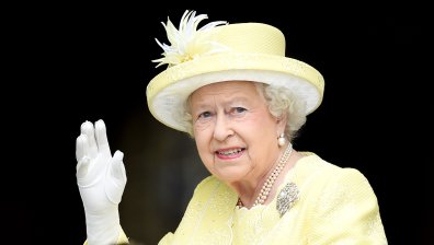 Кралица Елизабет II е дарила лични средства за подпомагане на украинските бежанци