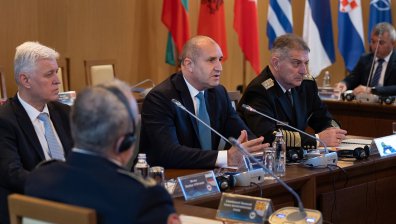 Радев: Агресията на Русия може да отключи процеси на дестабилизация на Балканите