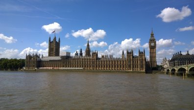 Затвориха британския парламент