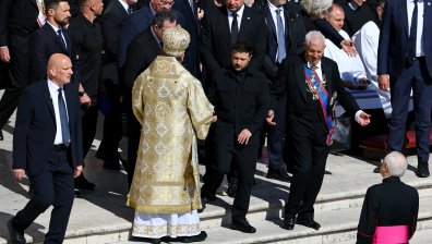 Световните лидери се поклониха пред папа Франциск (СНИМКИ)
