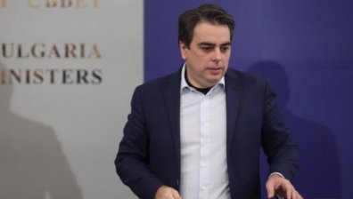 Асен Василев: Внасяме Бюджет 2023 през първата седмица на юли с 3% заложен дефицит