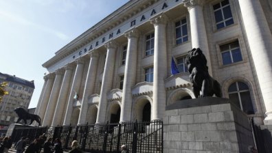 Борисов и Нинова един срещу друг в общо дело за клеветa