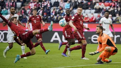 Злощастен автогол лиши "Байерн" (Мюнхен) от победа срещу Байер (Леверкузен)