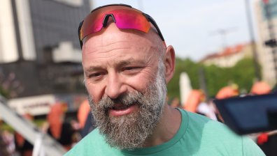 След 2 седмици изолация: Краси Георгиев излезе от стъклената клетка