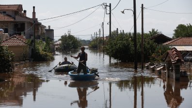 Наводнения и библейски разрушения в Еврос