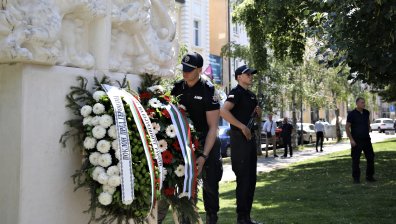 С водосвет на знамената отбелязаха 143 години от създаването на МВР