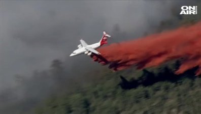 Огнена стихия бушува в Аризона