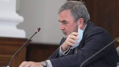 Доц. Кунчев: Вълната е налице навсякъде, локалните мерки са оправдани