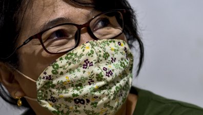 Предпазната маска може и да не запотява очилата ви