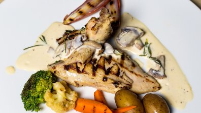 Как да приготвим вкусен лаврак на скара