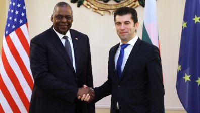 Петков и Остин: Не сме говорили за военна подкрепа в Украйна