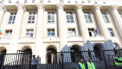 Заседание по делото срещу Делигълъбов, блъснал 2 пъти жена в Самоков