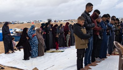 Палестинците в Газа отбелязаха Рамазан Байрам на фона на разрухата от войната