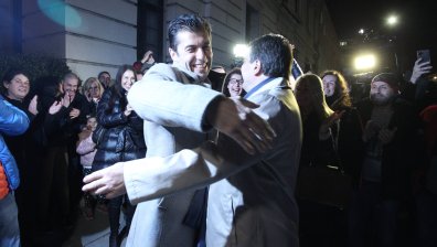 Радостта на Кирил Петков и Асен Василев след триумфа на изборите