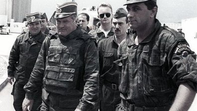 Младич прекара нощта в изолация в Хага