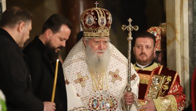 Изписаха патриарх Неофит от болницата