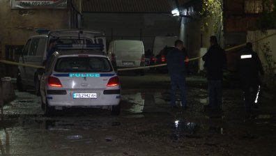 Убитият в Пловдив 50-годишен  мъж бил застрелян 4 пъти от упор със собственото си оръжие