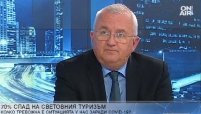 Доц. Драганов: Няма кой да спре туризма, трябват нови работни места
