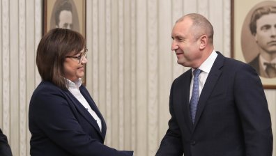 Нинова: Радев с право критикува ПП-ДБ, но удобно пропуска частта, която го касае пряко