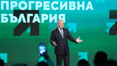 На прага на новия парламент: "Прогресивна България" се захваща с бюджета и цените (ВИДЕО)