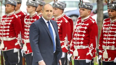 Радев: Предлагат разоряващ бюджет и огромни харчове