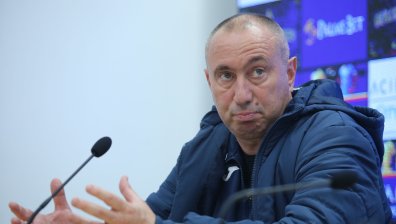 Стоилов: На 11 февруари ще сме като ескимоси на стадионите, това е престъпление към футбола