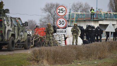 ЕС подготвя извънредна среща заради кризата в Украйна?