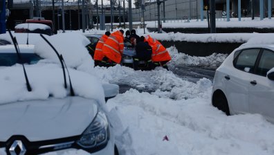 Българите да внимават - времето в Гърция се влошава, задават се и бури