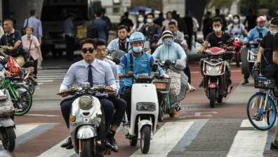 Китайците са над 1,34 млрд., но страната е изправена пред недостиг на работна ръка