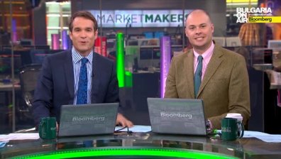 Поздрав от Ерик Шацкър и Мат Милър, Bloomberg Ню Йорк