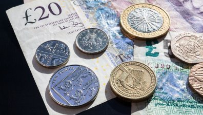 Минималната работна заплата на Острова скача с над 6%