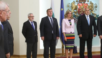 Консултативна среща при Румен Радев за отношенията ни със Северна Македония