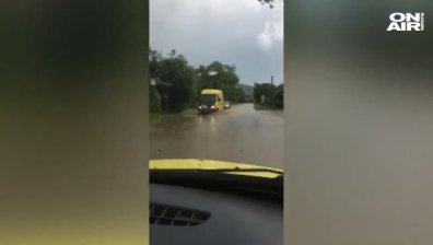 Порой наводни сгради в Севлиево