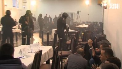 Сблъсъци в Косово - повече от 30 души са ранени