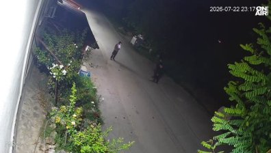 Кадри от охранителни камери показват момента на ареста на Асен, отвлякъл Наталия (+ВИДЕО)