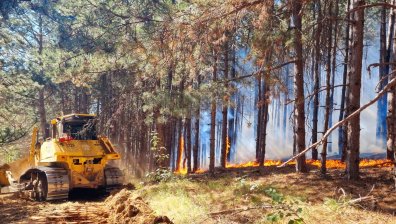 Червен код за опасност от пожари в почти цялата страна